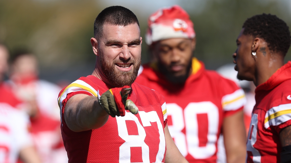 Super Bowl Same Game Parlay: +1121 SGP Targets Travis Kelce, Jalen Hurts article feature image