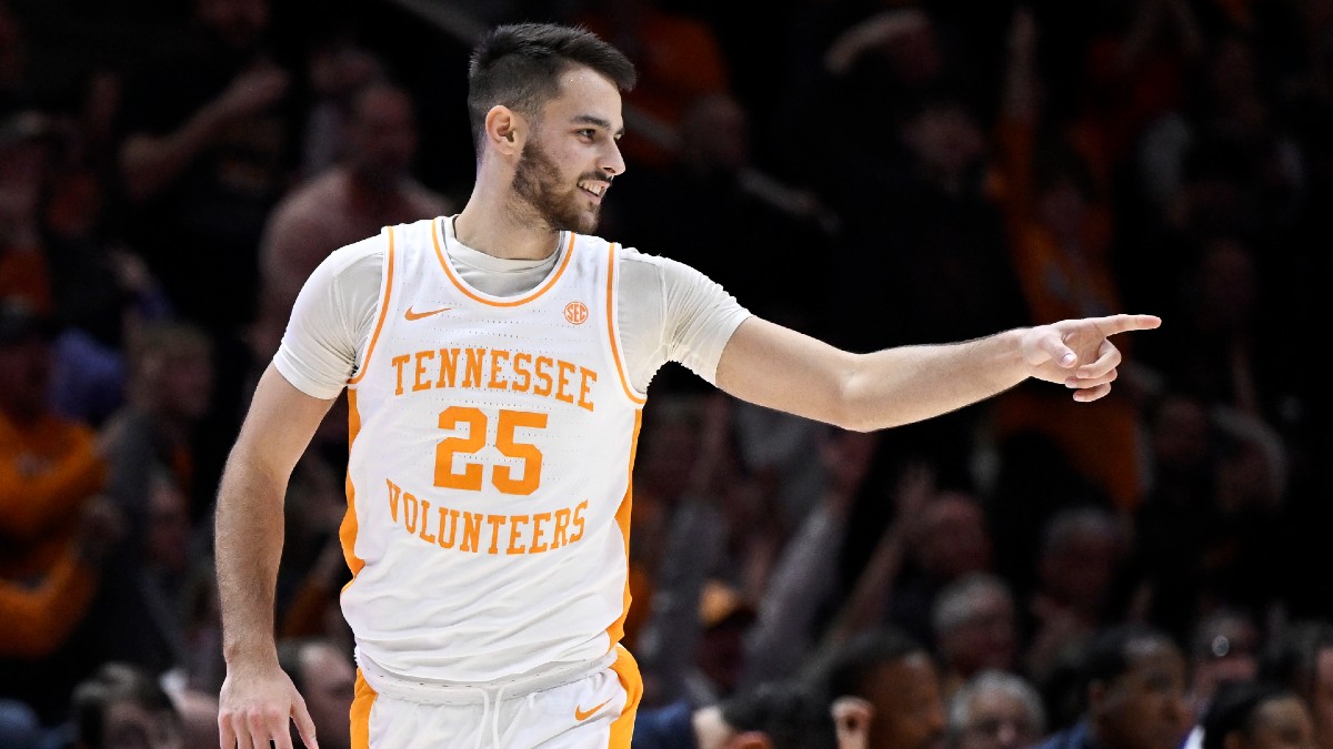 Arkansas vs. Tennessee Odds, Pick | College Basketball Betting Prediction (Tuesday, Feb. 28) article feature image