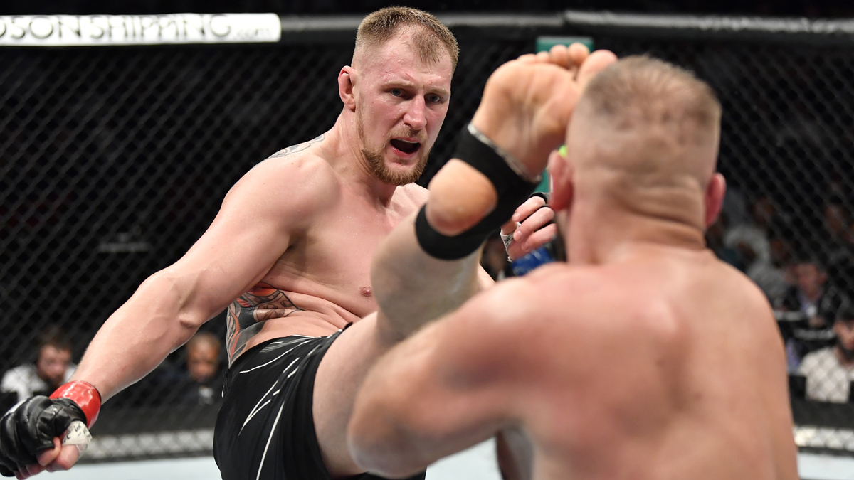 UFC Vegas Odds, Pick & Prediction for Alexander Volkov vs. Alexander Romanov: How to Bet the Big Men (Saturday, March 11) article feature image