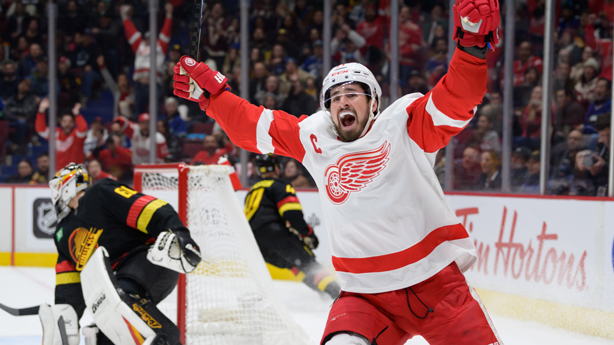 NHL on TNT Best Bets: Expert’s Top Expert Picks, Including Dylan Larkin (Wednesday, March 8) article feature image
