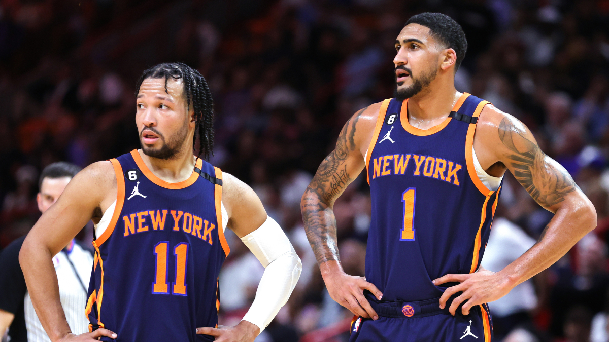 NBA Odds, Best Bets, Expert Picks: Knicks vs Cavaliers, Spurs vs Warriors article feature image