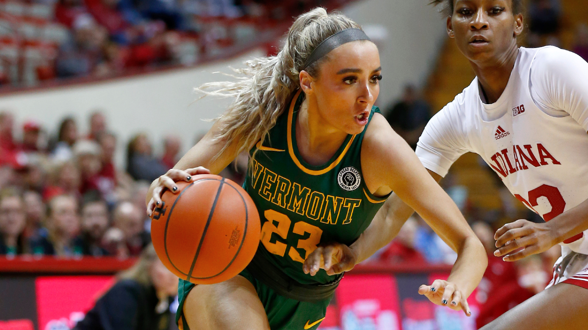 Women’s NCAA Tournament Predictions: Vermont vs. UConn Betting Preview & Picks (March 18) article feature image