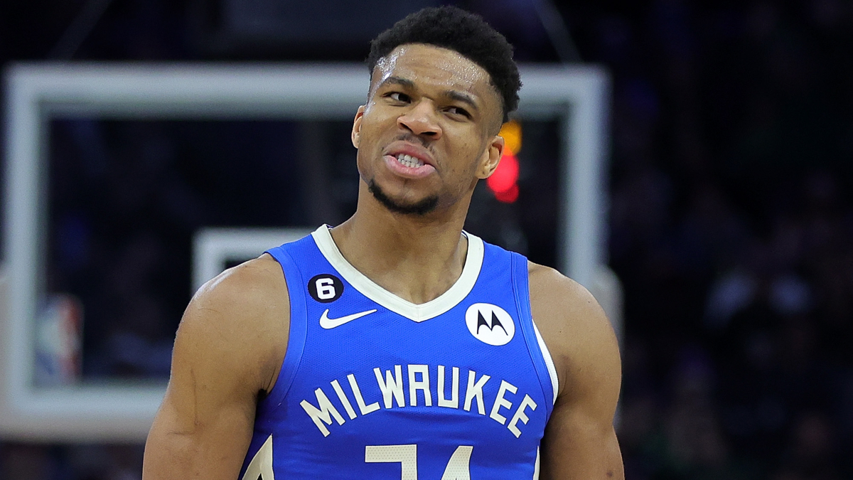 NBA Rescinds Giannis Antetokounmpo’s Triple-Double. Here’s What the Lost Rebound Means for Bettors. article feature image