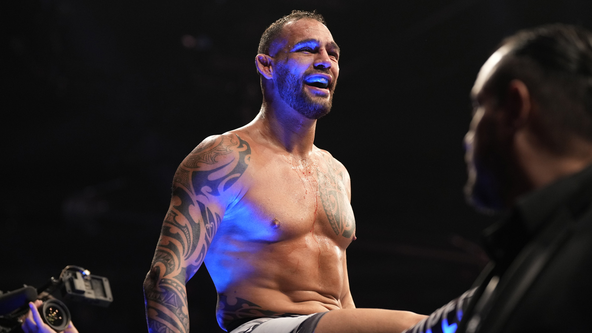 UFC 287 Odds, Pick & Prediction for Kevin Holland vs. Santiago Ponzinibbio: Count on a Finish (Saturday, April 8) article feature image