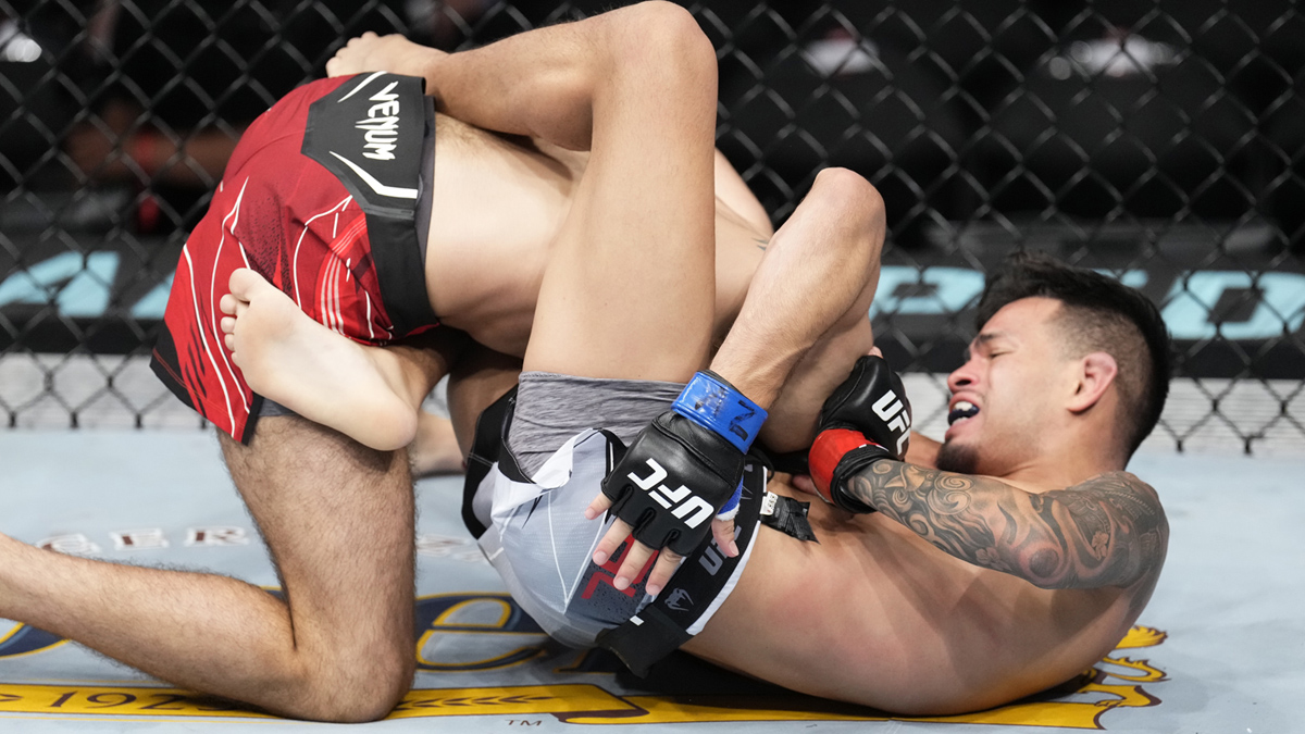 UFC Kansas City Odds, Pick & Prediction for Brandon Royval vs. Matheus Nicolau: Take Underdog in Snubbed Fight (Saturday, April 15) article feature image