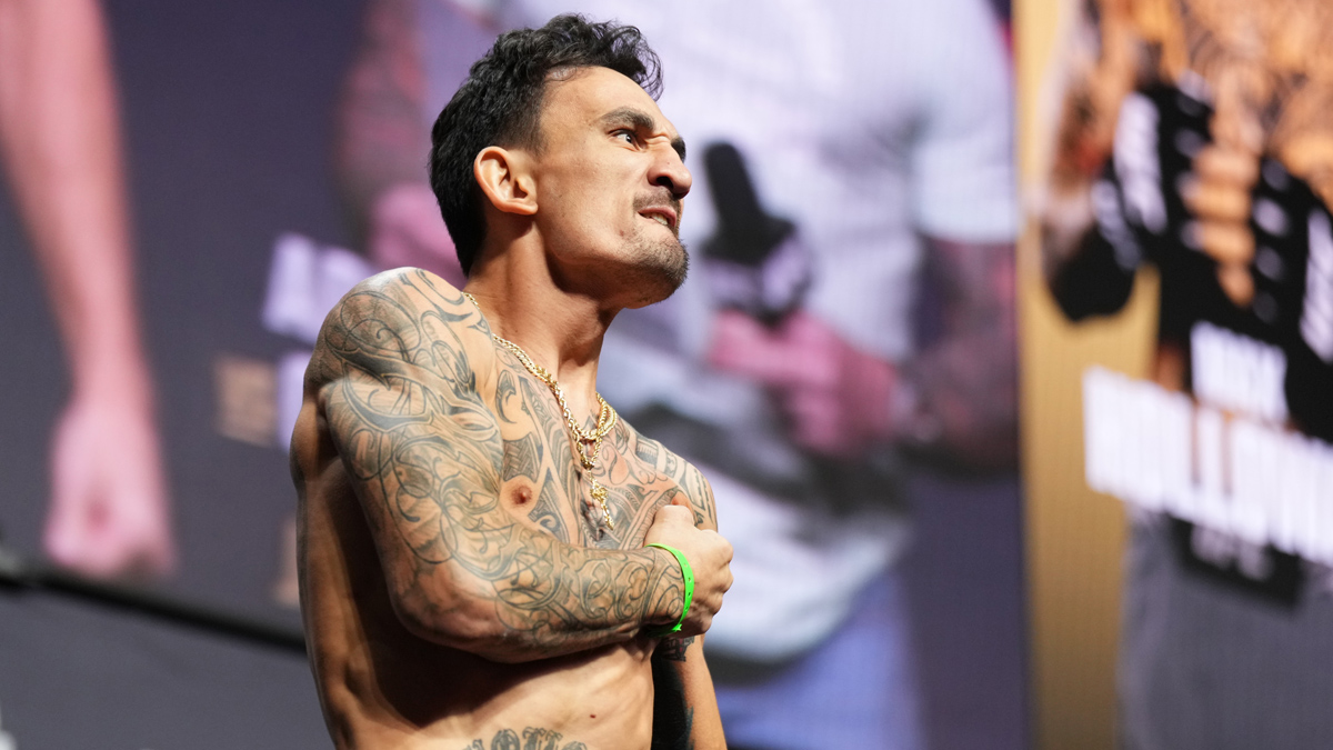 UFC Kansas City Odds: Updated Betting Lines for Max Holloway vs. Arnold Allen (Saturday, April 15) article feature image