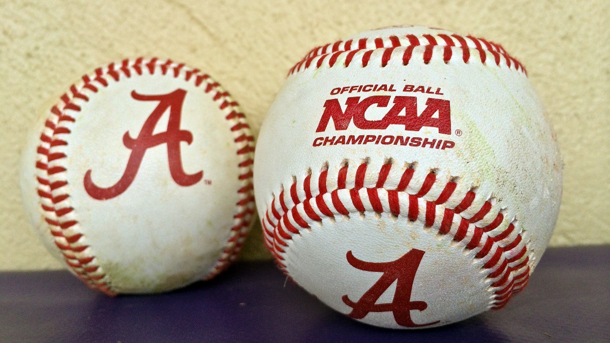 Former Alabama Baseball Coach Banned From Ohio Betting After Gambling Violations