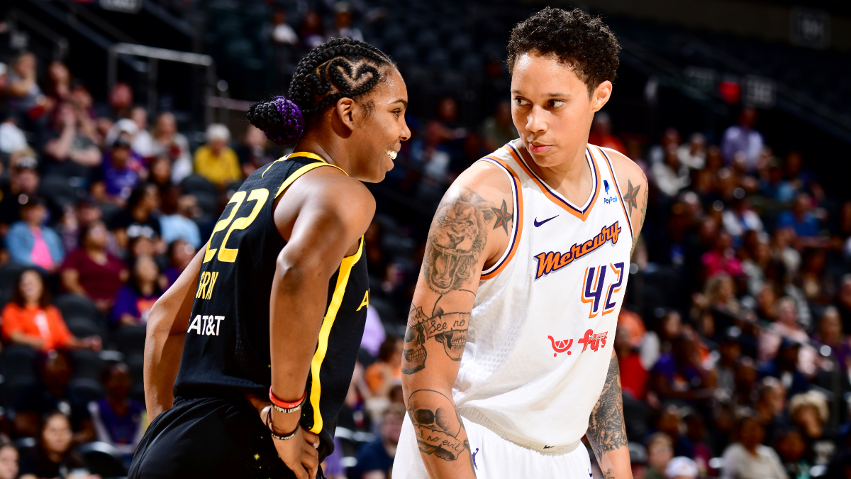WNBA Betting Preview: Phoenix Mercury vs Los Angeles Sparks Odds, Picks article feature image