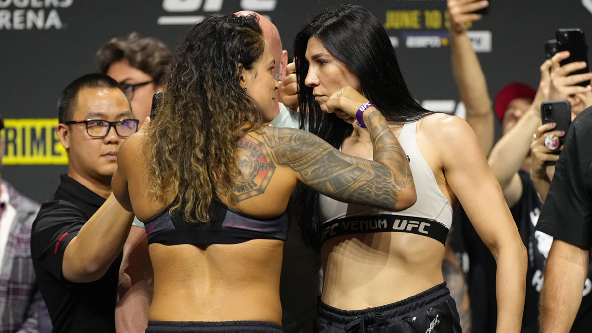 UFC 289 Odds: Betting Picks, Previews, Predictions for Every Fight (Saturday, June 10) article feature image