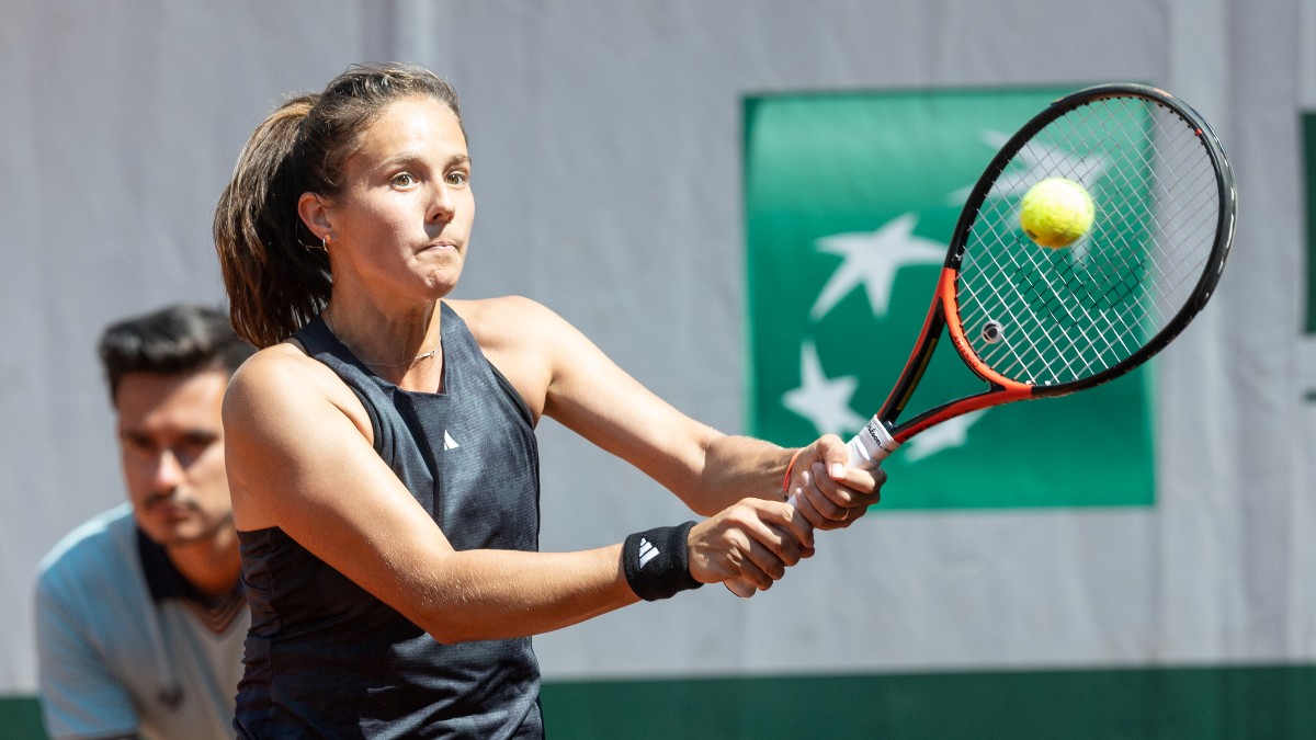 French Open Round of 16 Picks: Kasatkina & Mertens to Advance into Roland Garros Quarters article feature image