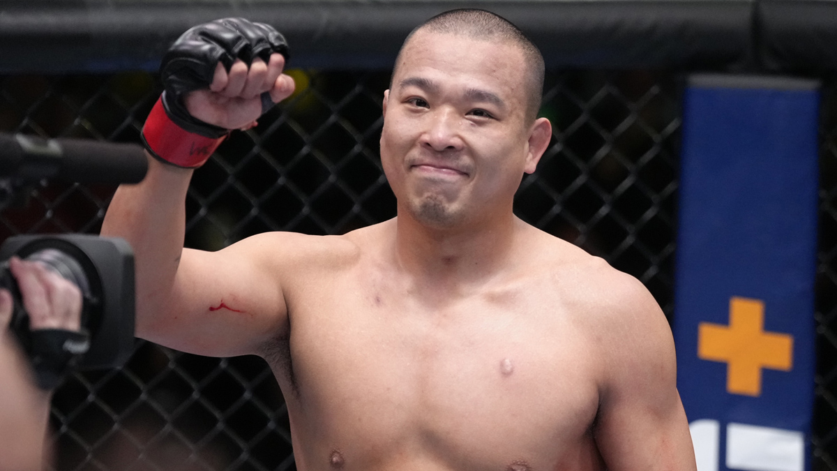UFC Vegas 77 Odds, Pick & Prediction for Albert Duraev vs. Junyong Park: 2 Betting Angles for Featured Middleweights (Saturday, July 15) article feature image