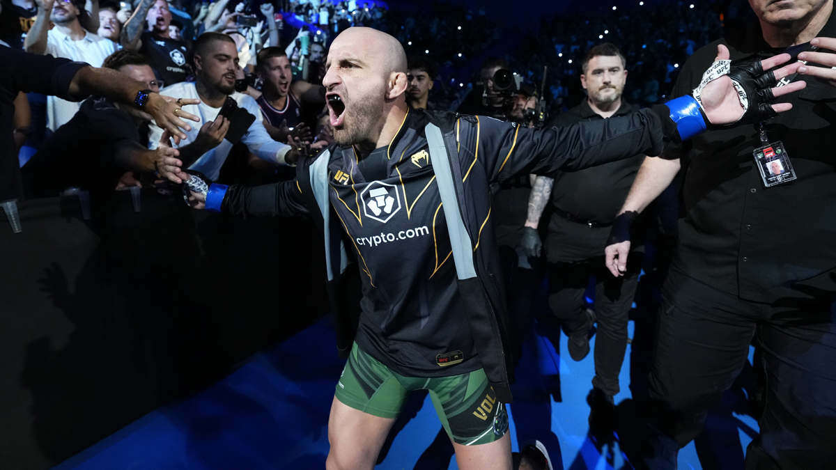 UFC 290 Odds, Pick & Prediction for Alexander Volkanovski vs. Yair Rodriguez: Back Favorite in Featherweight Title Fight (Saturday, July 8) article feature image