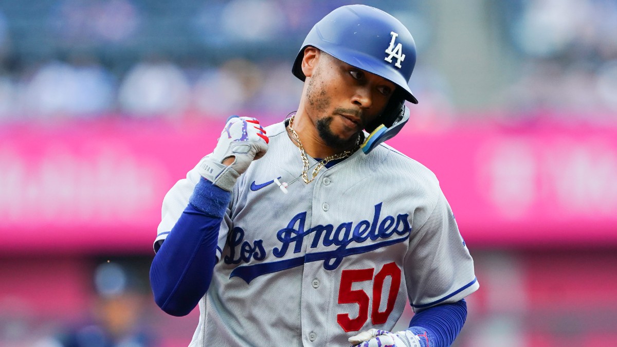 FanDuel Dinger Tuesday Picks Today | Eloy Jimenez, Mookie Betts, More (July 4) article feature image