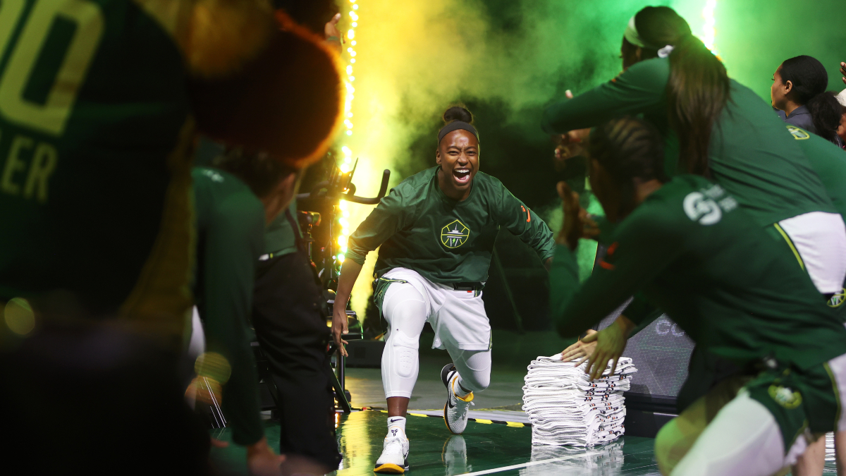 WNBA Player Props Today: Odds, Picks for Nneka Ogwumike, Jewell Loyd & More (July 22) article feature image