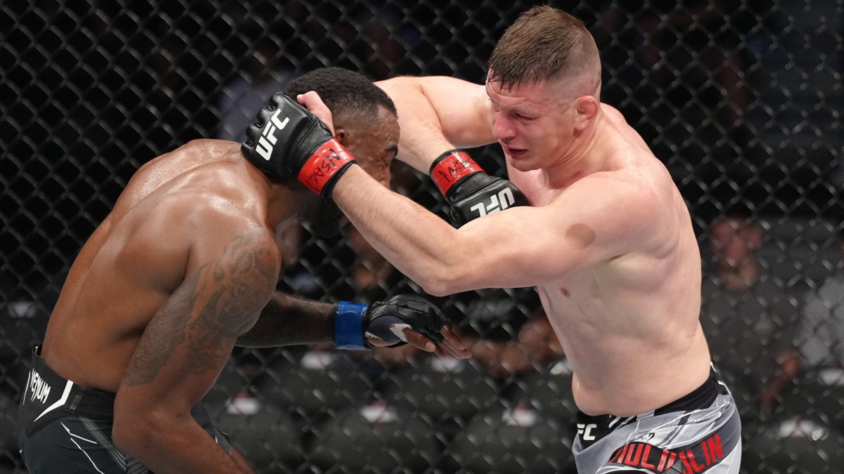 UFC 292 Odds, Pick & Prediction for Gregory Rodrigues vs. Denis Tiuliulin: 2 Bets for Early Stoppage (Saturday, August 19) article feature image
