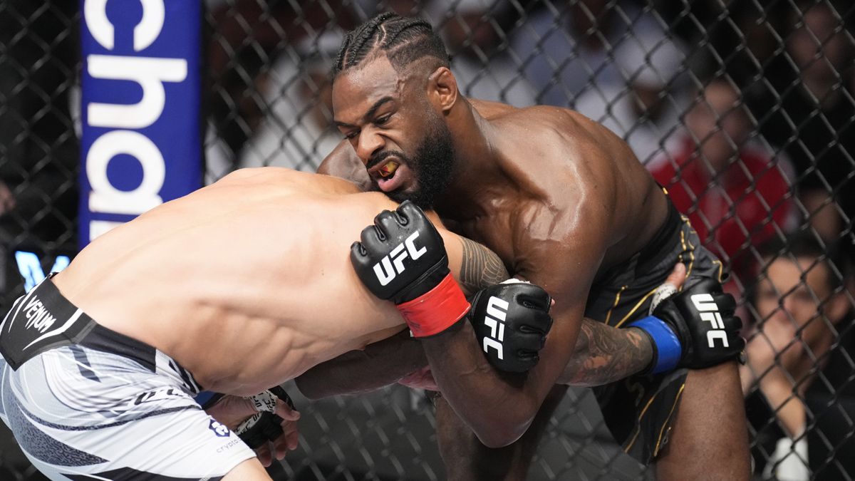 UFC 292 Odds, Pick & Prediction for Aljamain Sterling vs. Sean O’Malley: Multiple Bets for Main Event Stoppage (Saturday, August 19) article feature image