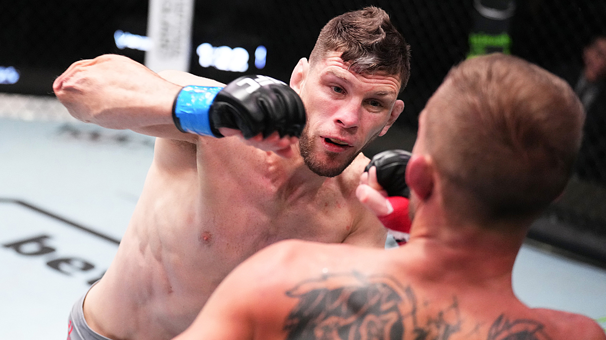 UFC 292 Odds, Pick & Prediction for Austin Hubbard vs. Kurt Holobaugh: Take This Underdog in TUF Finale (Saturday, August 19) article feature image