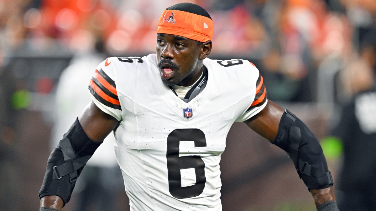 Browns vs Eagles NFL Odds: Late Money Blitzing This Thursday Pick article feature image