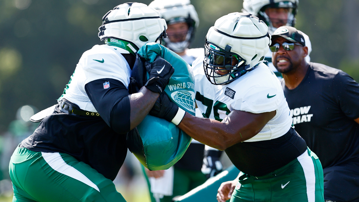 New York Jets guard Laken Tomlinson (78) in action against the