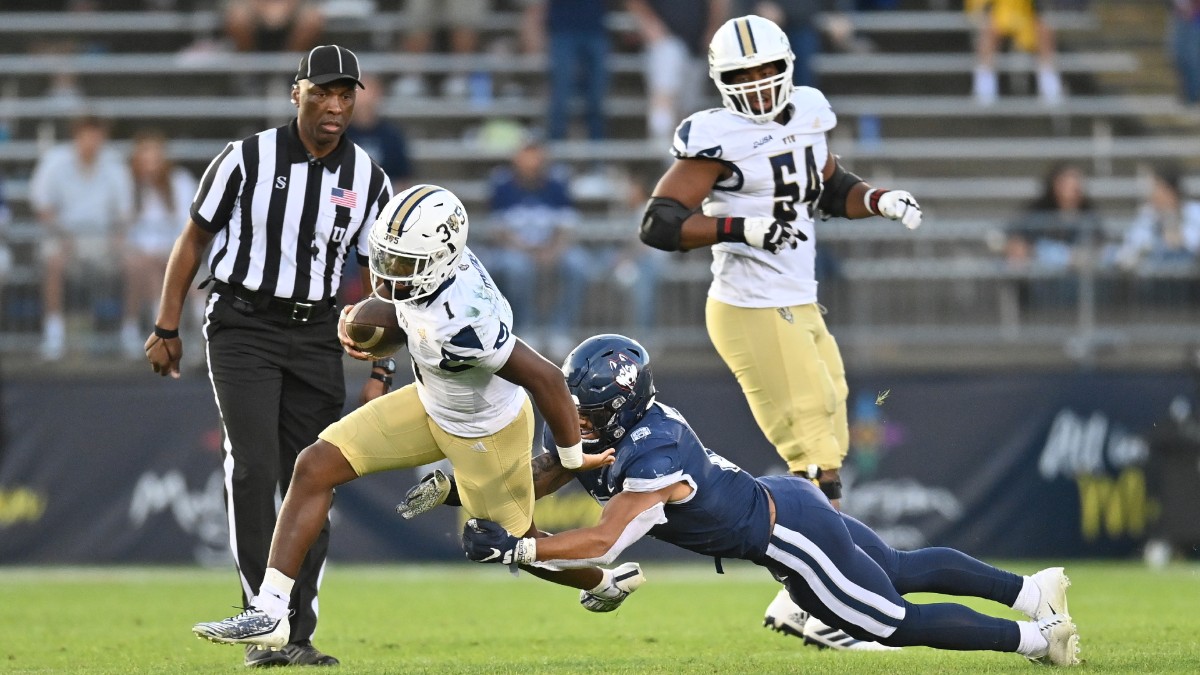 College Football Odds, Picks for Liberty vs. FIU article feature image