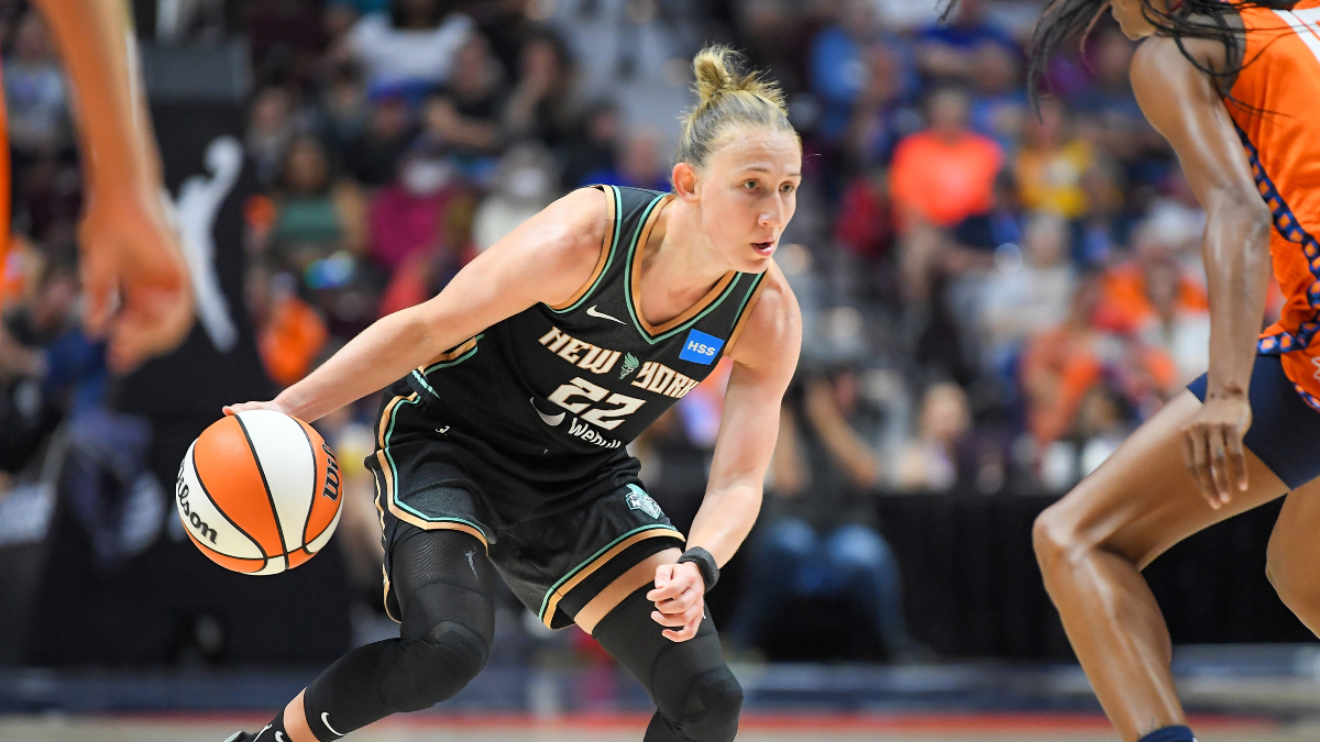 WNBA Player Props Today: Courtney Vandersloot, NaLyssa Smith Among Best Picks (Sept. 5) article feature image