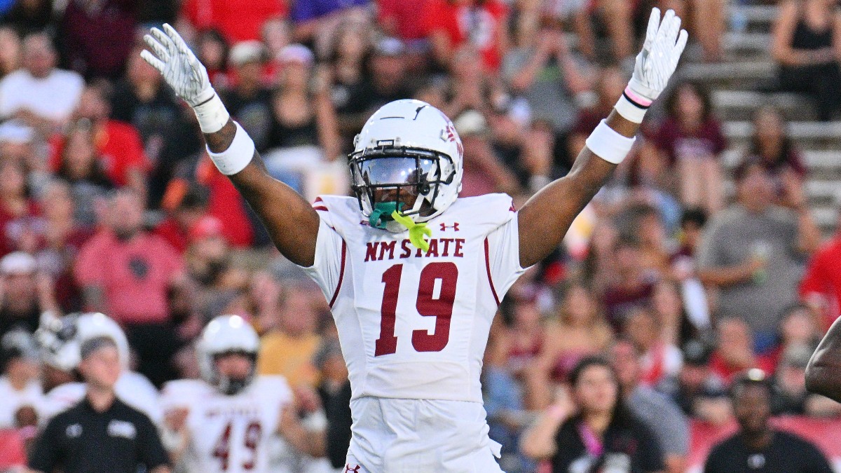 College Football Over/Under Picks: FIU vs New Mexico State Prediction Wednesday article feature image
