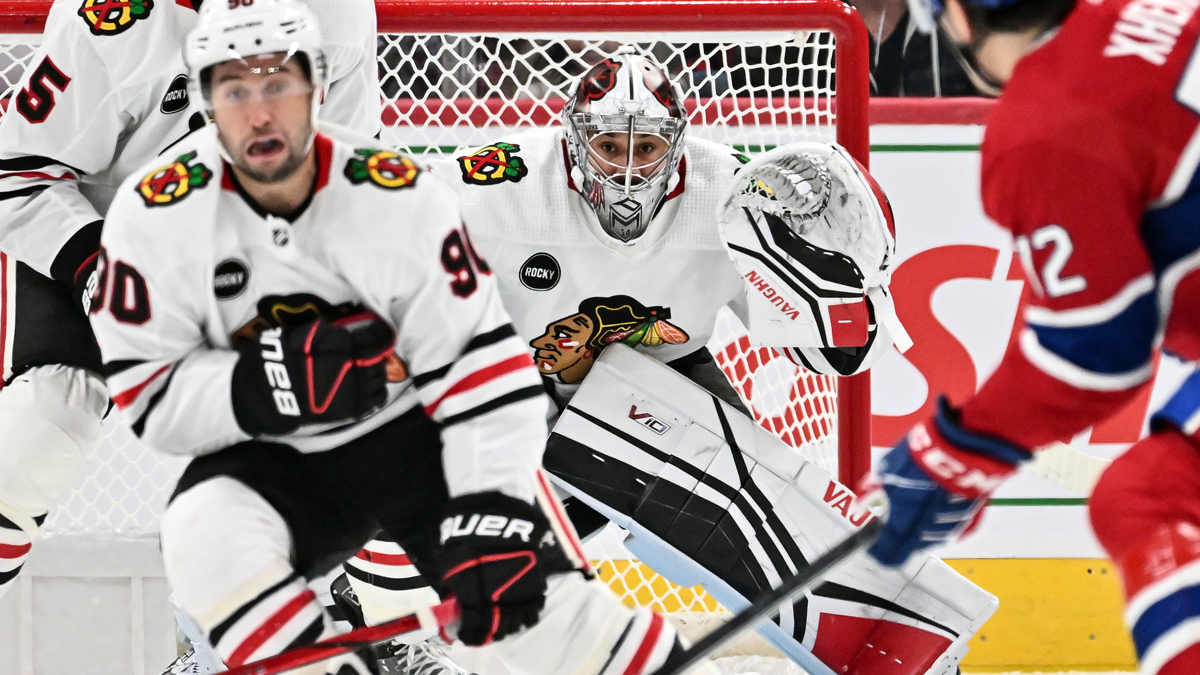 NHL Odds, Preview, Prediction: Blackhawks vs Maple Leafs (Monday, October 16) article feature image