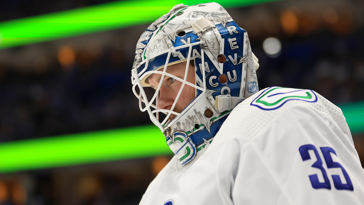 Predators vs. Canucks: Target Too-Lofty Total Image