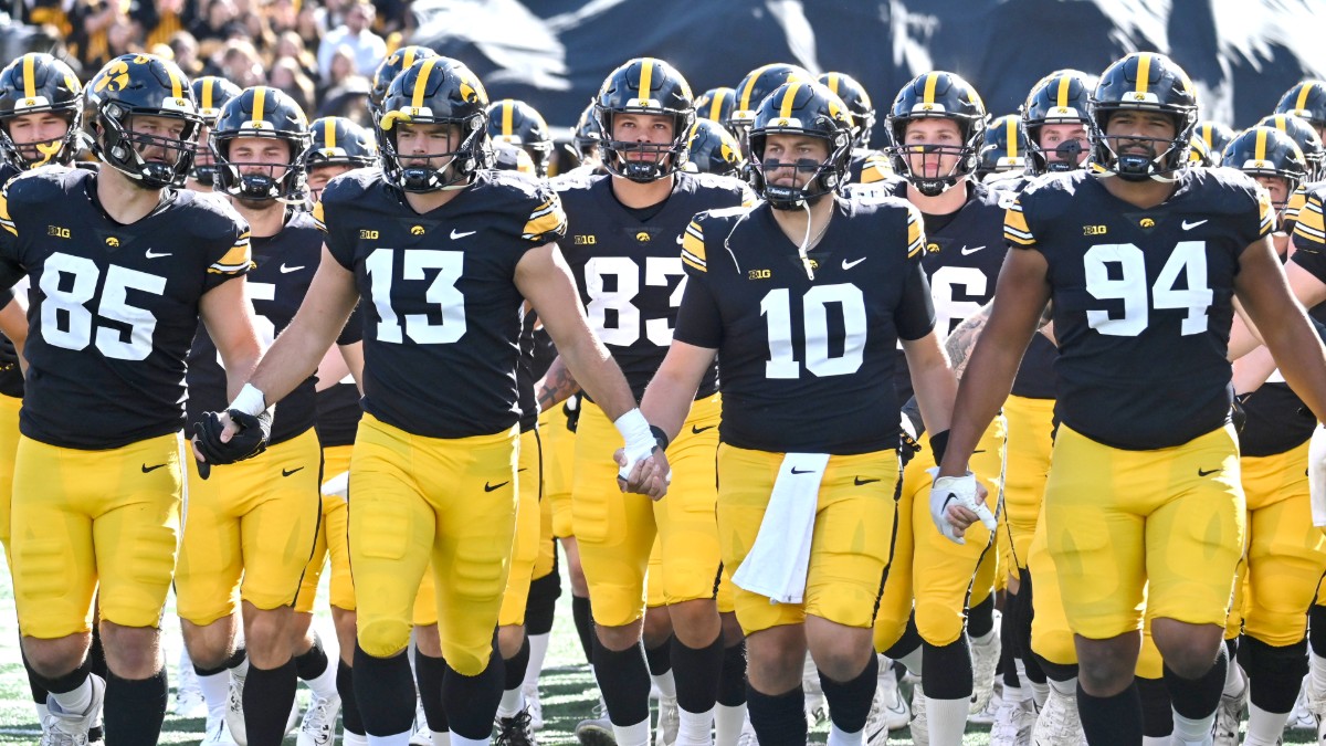 Iowa vs Wisconsin Odds & Prediction: Bet This Team Total Under article feature image