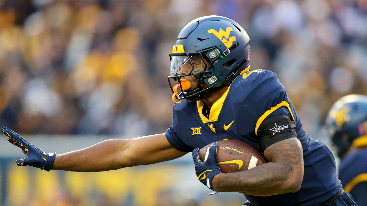College Football Odds, Picks for West Virginia vs UCF: Value on Underdog? article feature image