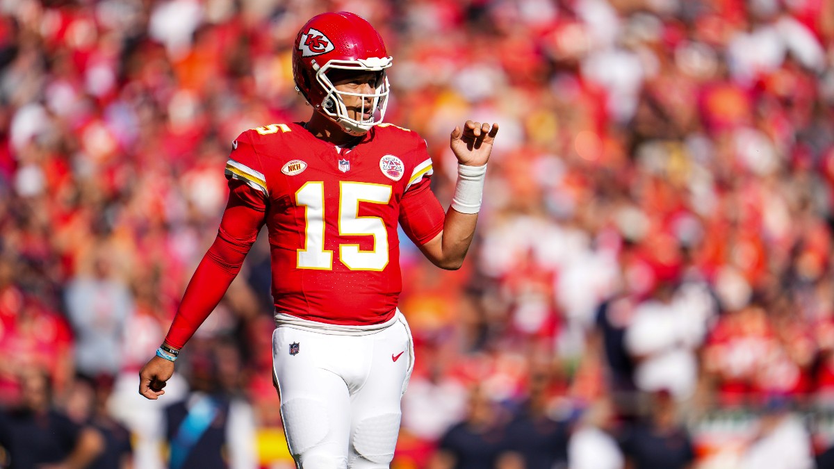 Chiefs vs. Jets SNF Betting Trends: Patrick Mahomes As Away Favorite article feature image