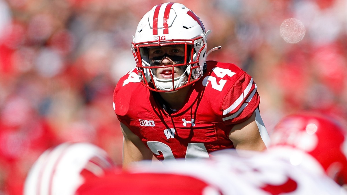 Wisconsin vs Indiana Odds, Pick | NCAAF Betting Guide article feature image