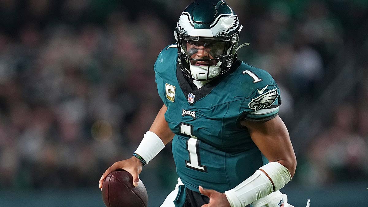 Eagles vs. Chiefs Odds: Opening Week 11 Spread, Total article feature image