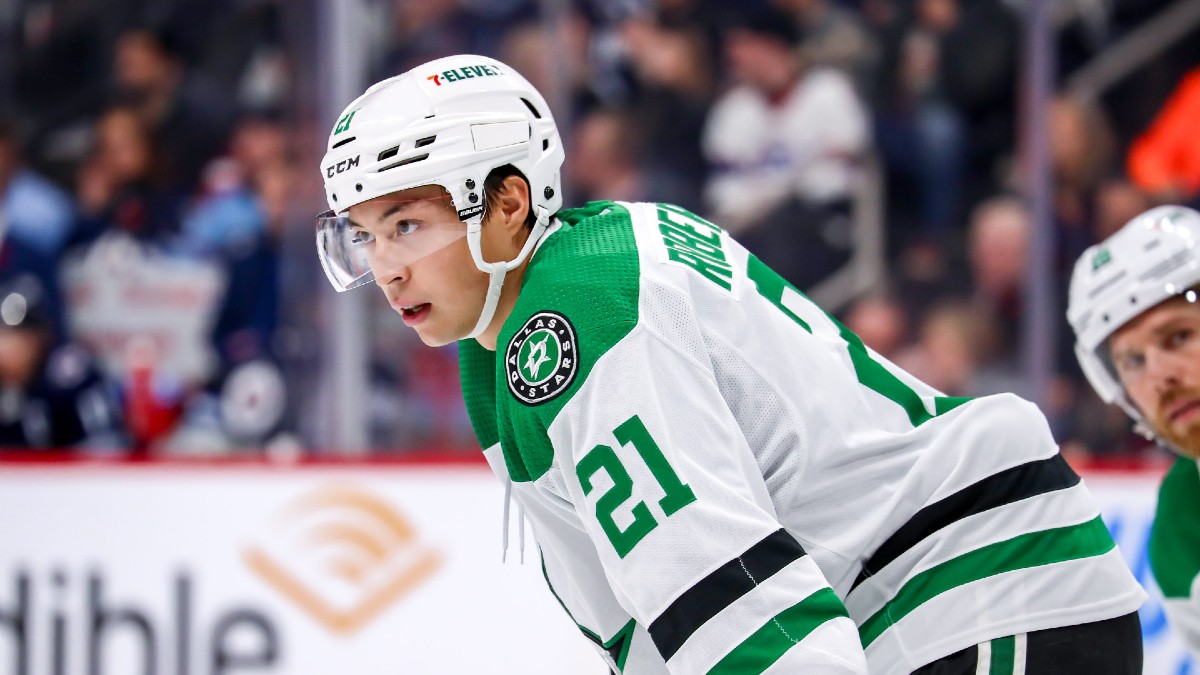 NHL Odds, Preview, Prediction: Avalanche vs Stars (Saturday, November 18) article feature image