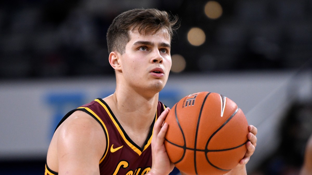 FAU vs Loyola Chicago Odds, Picks | NCAAB Betting Guide article feature image