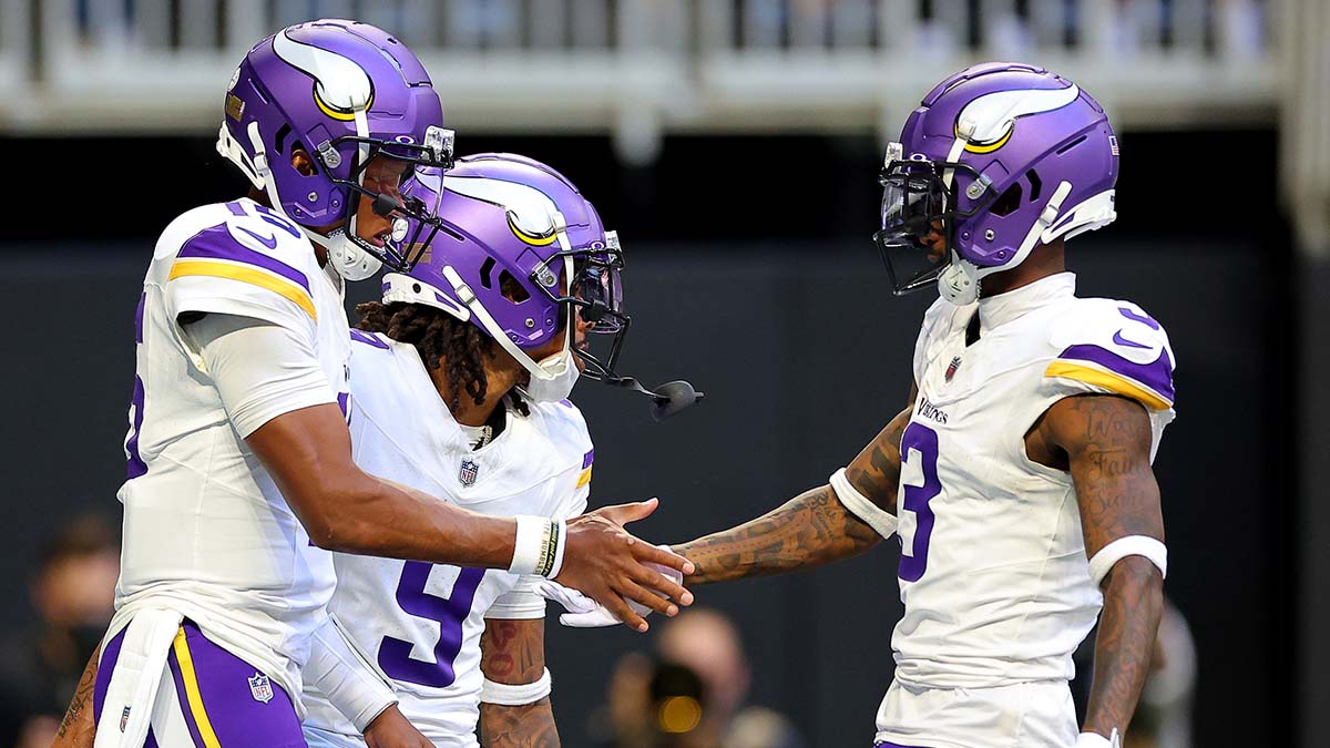 Vikings vs. Broncos Odds: Opening Week 11 Spread, Total article feature image