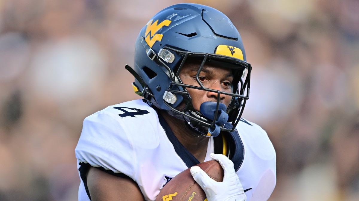 West Virginia vs. Baylor: Bears Overmatched in Season Finale Image