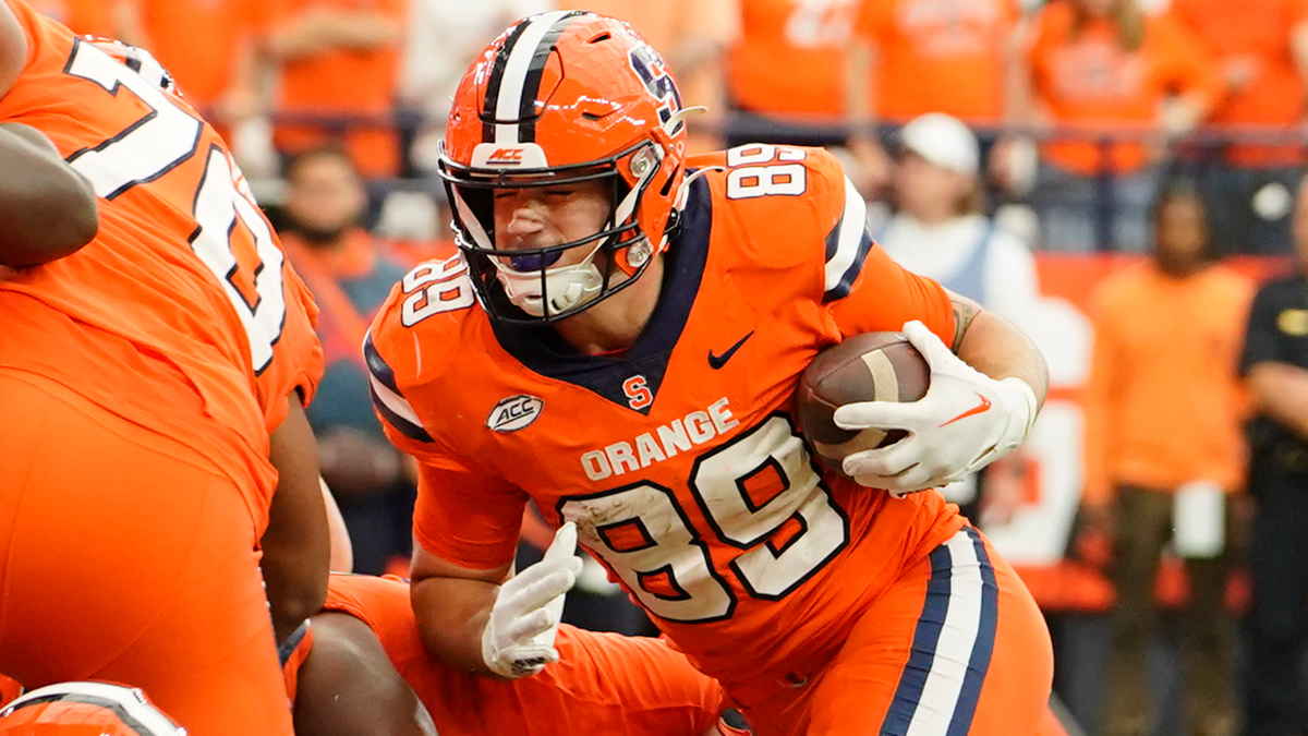 College Football Odds, Pick for Wake Forest vs Syracuse: Bet Short Favorite article feature image