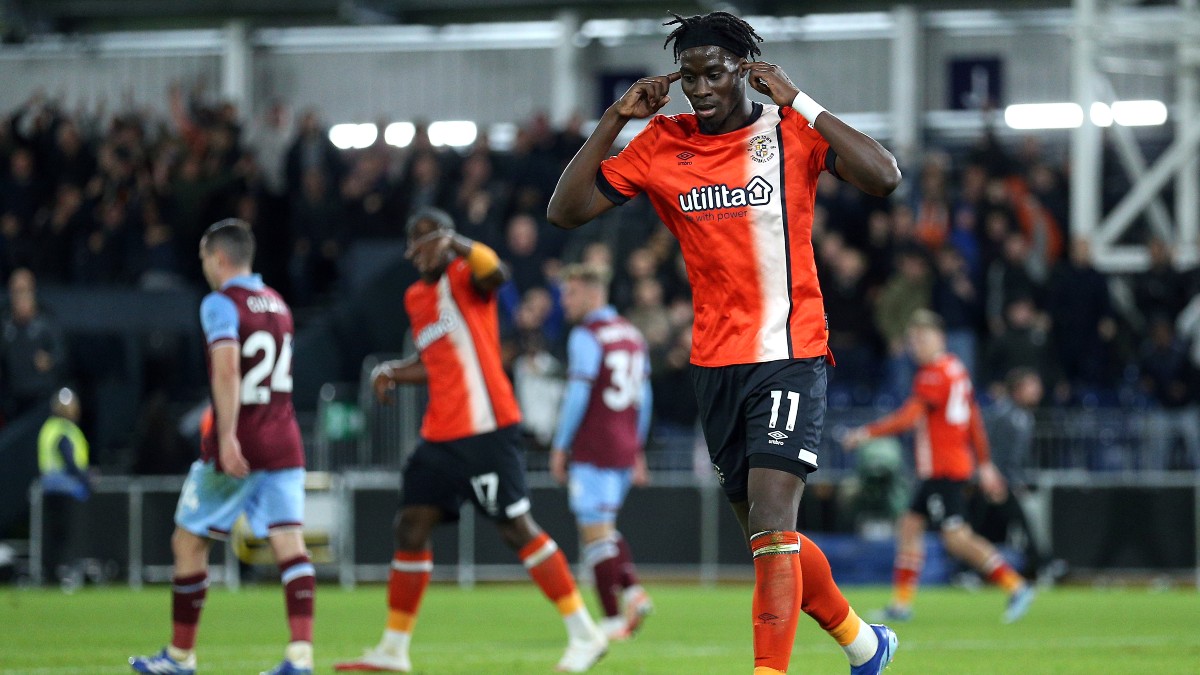 Luton Town vs. Crystal Palace: Expert Expects Goals in Saturday Fixture Image