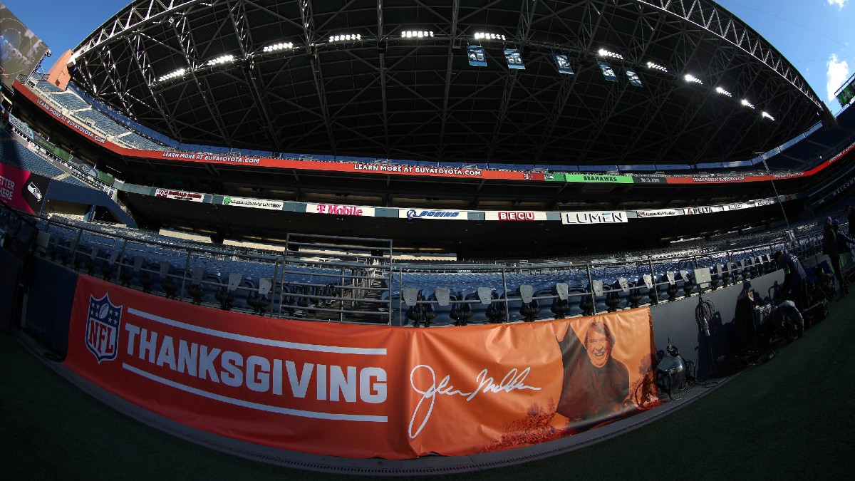 NFL Live Betting Week 12: How We’re Live Betting Thanksgiving article feature image