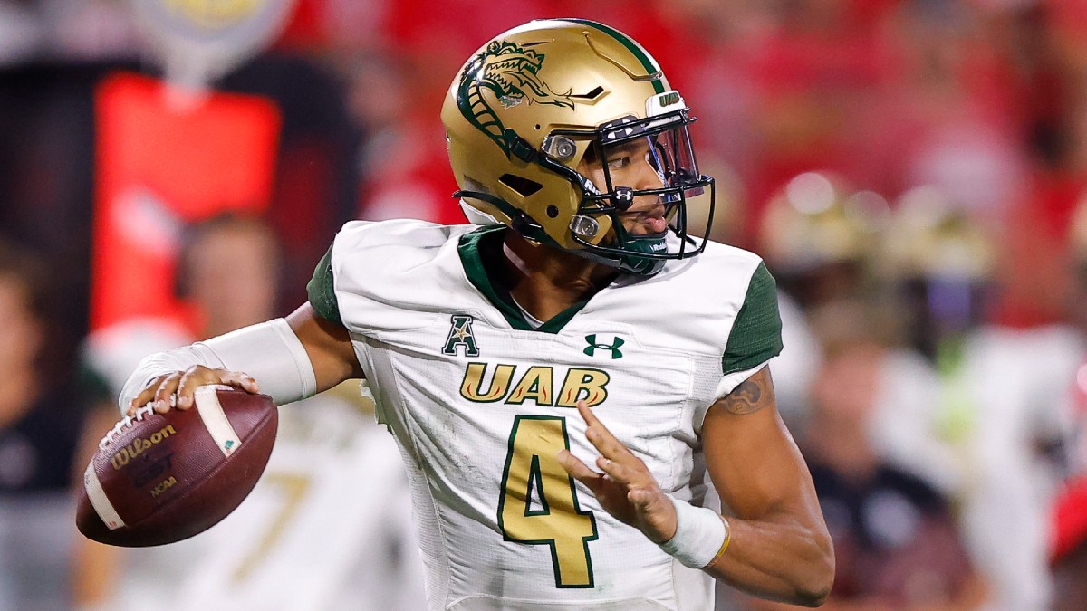 College Football Odds, Pick for FAU vs UAB (Saturday, Nov. 4) article feature image