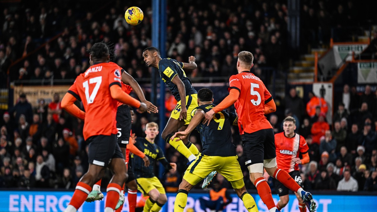 Luton Town vs Sheffield United Odds, Picks & Predictions | Premier League Betting Preview (Tuesday, Dec. 26) article feature image