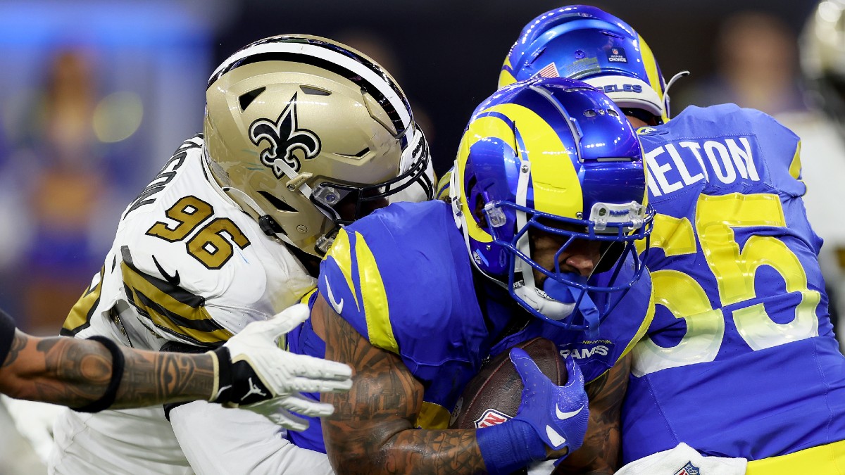 NFL Live Betting Week 16: How We’re Live Betting Thursday Night Football article feature image