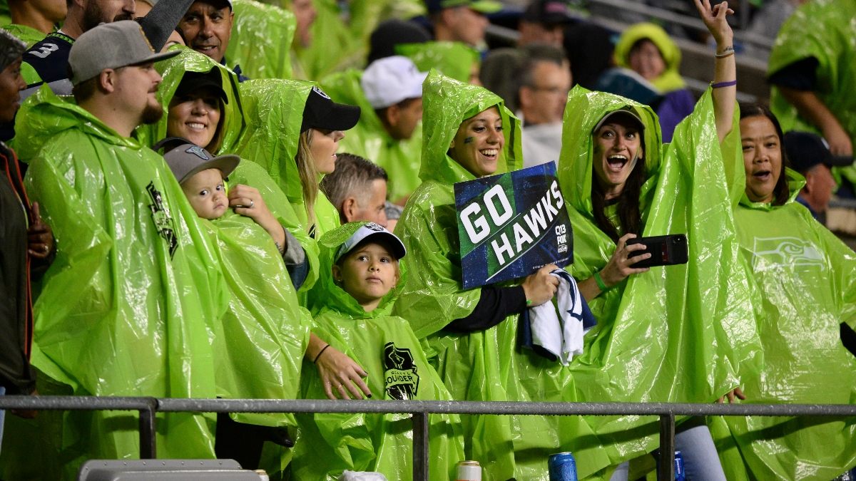 NFL Weather Report for Eagles vs. Seahawks: Rain in Monday Night Football Forecast article feature image