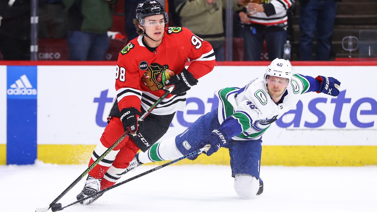 Blackhawks vs. Canucks: Value on the Under article feature image