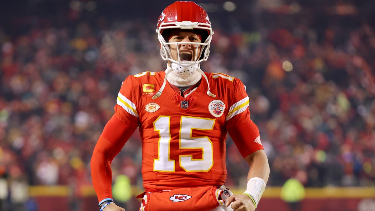 Chiefs, Texans Advance in Reminder that Quarterbacks Still Rule the Day article feature image