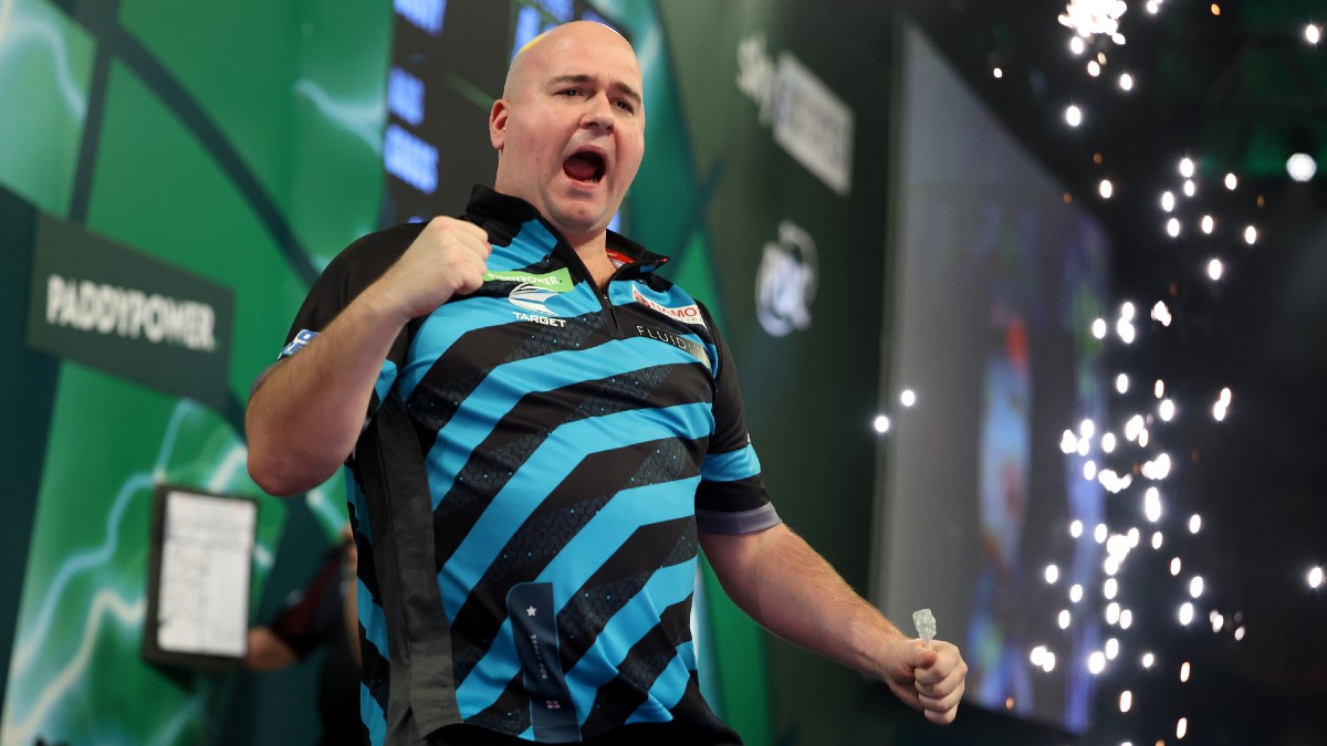 PDC World Darts Championship Predictions, Odds: Semifinals Betting Breakdown, Best Bets article feature image