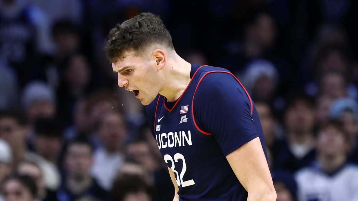 UConn vs DePaul: Blowout in Chicago? article feature image