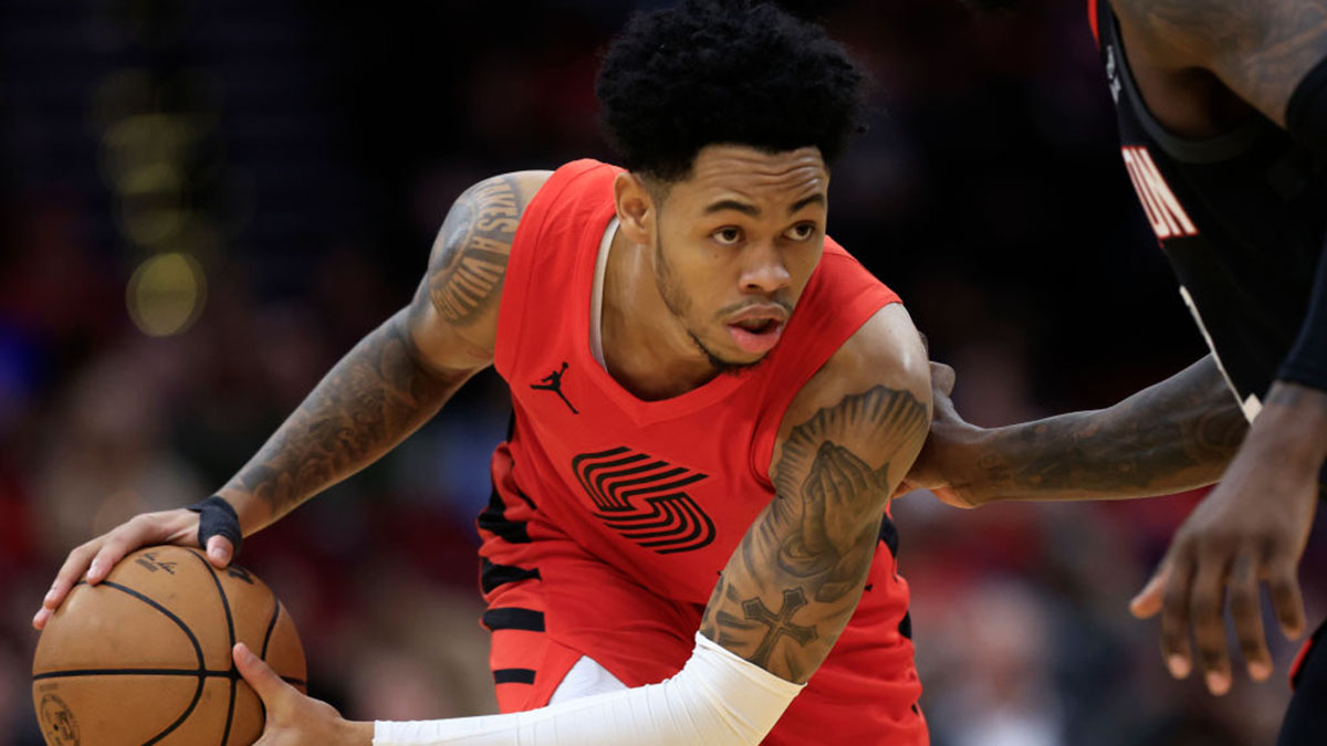 NBA Player Props Today | Picks for John Collins and Anfernee Simons (Sunday, Feb. 4) article feature image