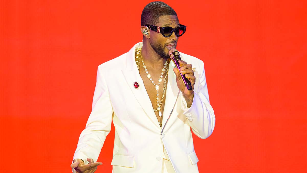 Usher Odds & Props: Super Bowl Halftime Show First & Last Song, Outfit Changes, More article feature image